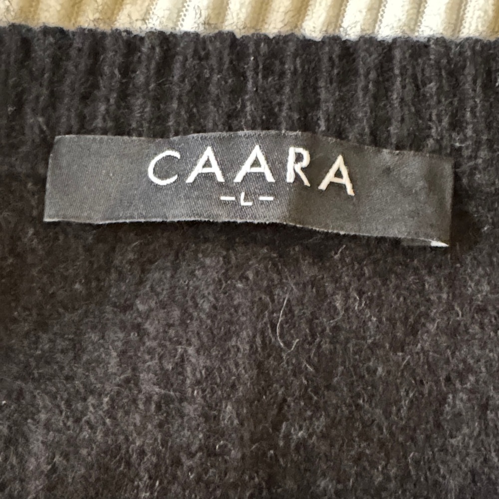 Caara Cashemere Black Sweater